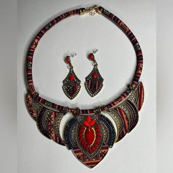Bohemian Style Necklace and earrings set - Picture 7 of 14